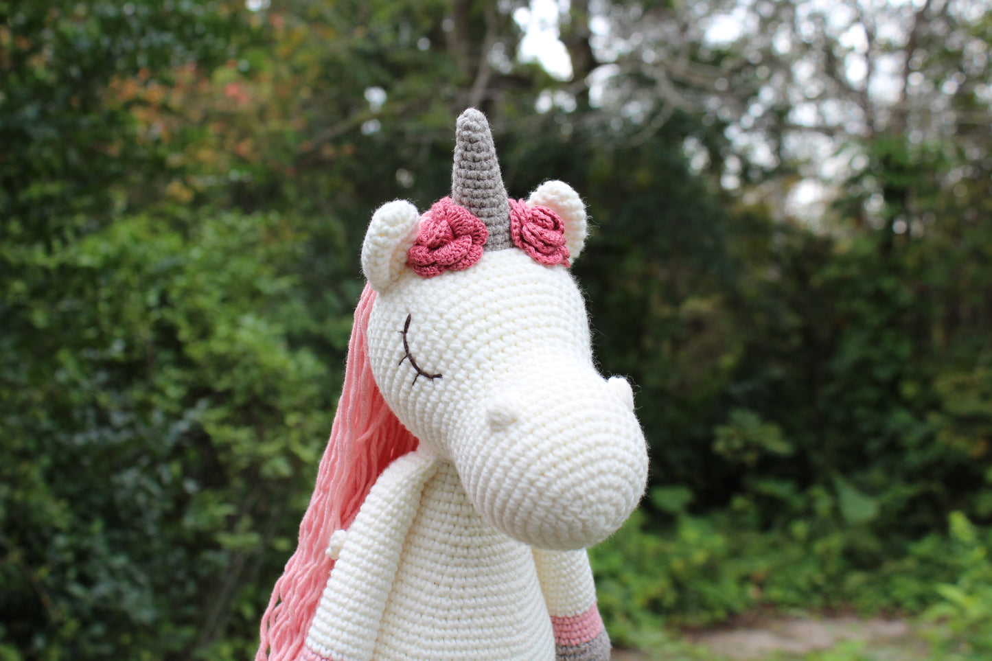 Caballo arcoíris, poni arcoíris, caballo de crochet hecho a mano, regalos para bebés, regalo para baby shower, regalo para el primer cumpleaños, regalo para recién nacido, caballo personalizado