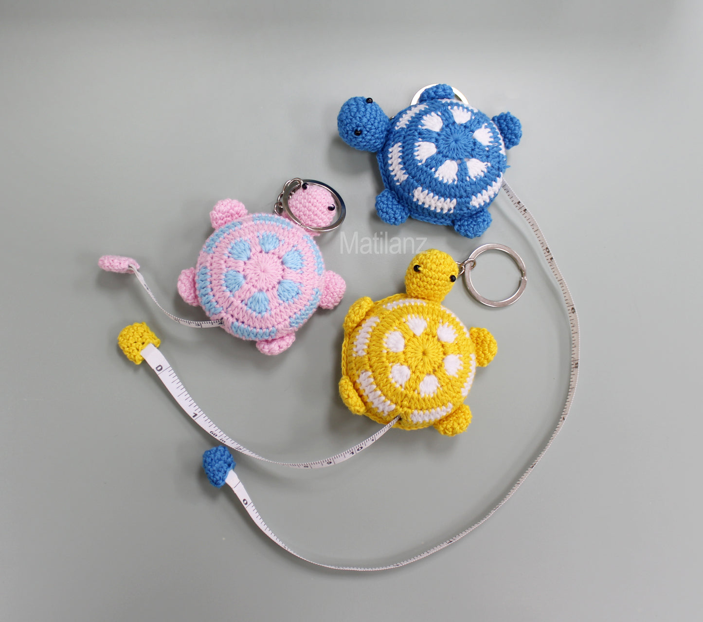 Turtle Keychain with Retractable Dual Sided Measure Tape