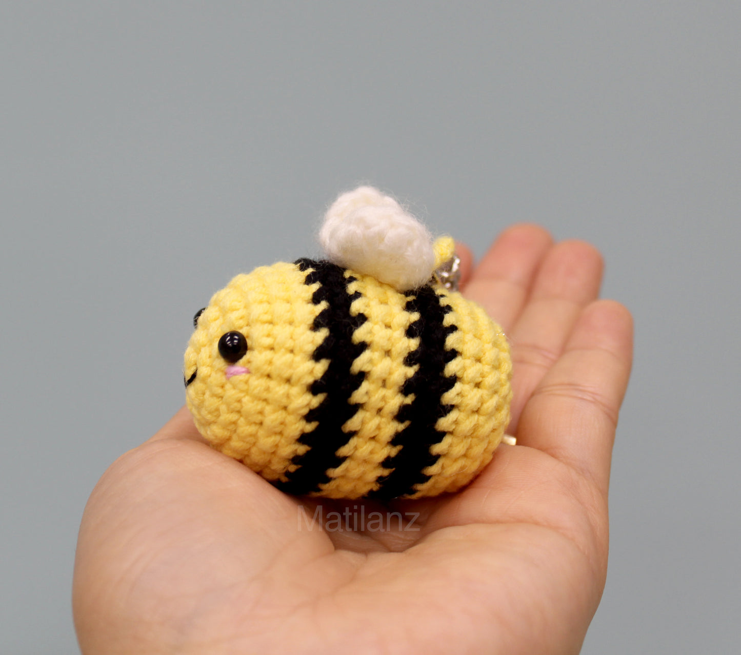 Crochet Bee Keychain – Handmade Amigurumi Bumblebee Bag Charm | Matilanz