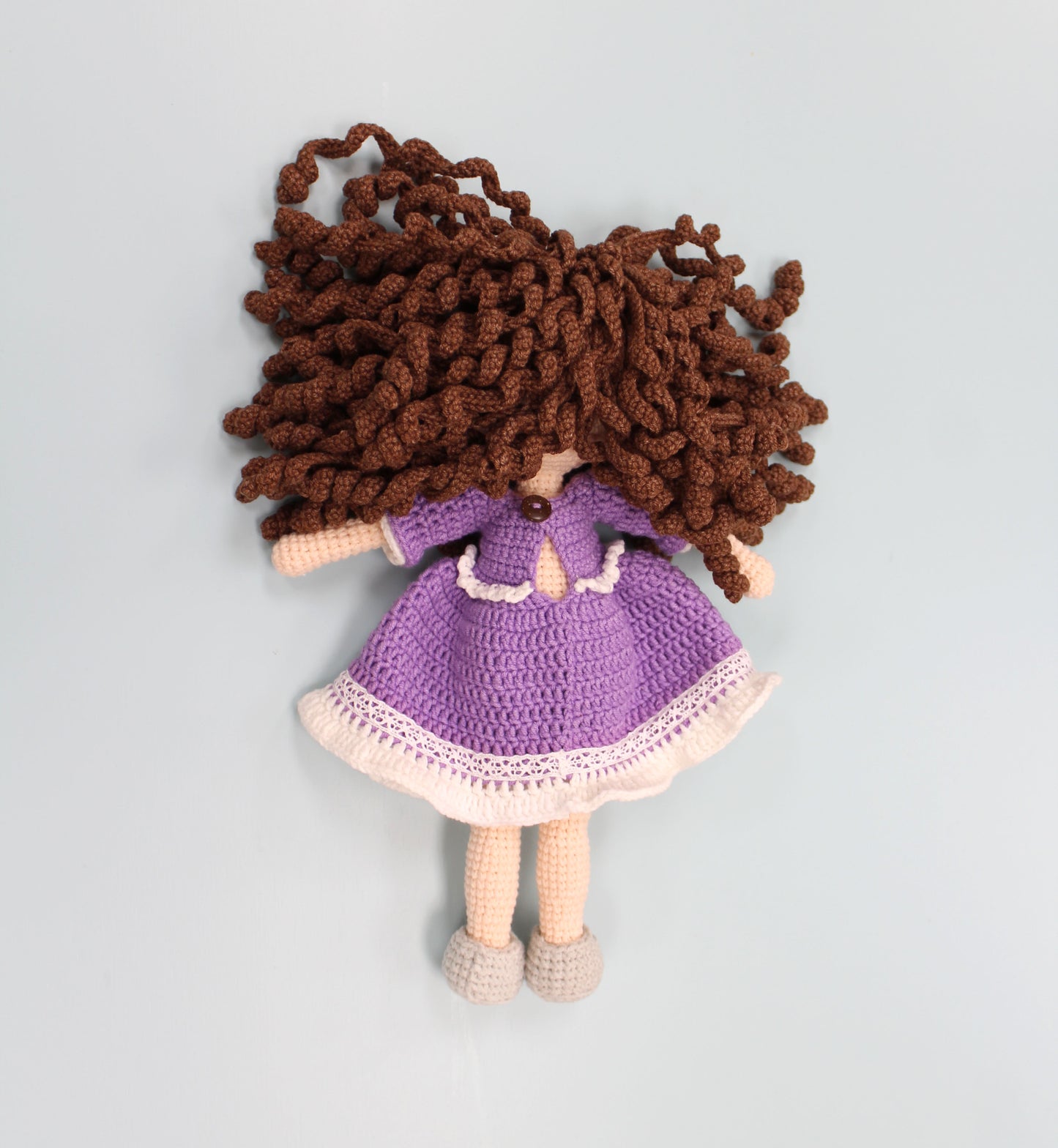 Muñeca de crochet hecha a pedido, muñeca hecha a mano, vestido rosa morado, regalo para niños, regalo de primer cumpleaños, regalo de muñeca suave, regalo personalizado