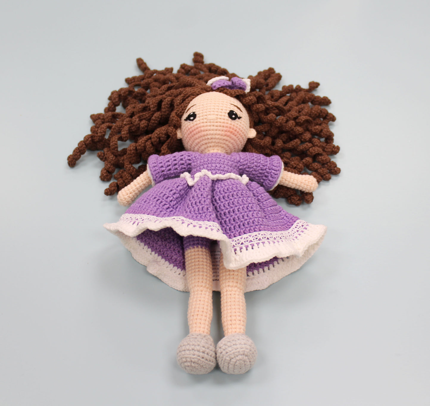Muñeca de crochet hecha a pedido, muñeca hecha a mano, vestido rosa morado, regalo para niños, regalo de primer cumpleaños, regalo de muñeca suave, regalo personalizado