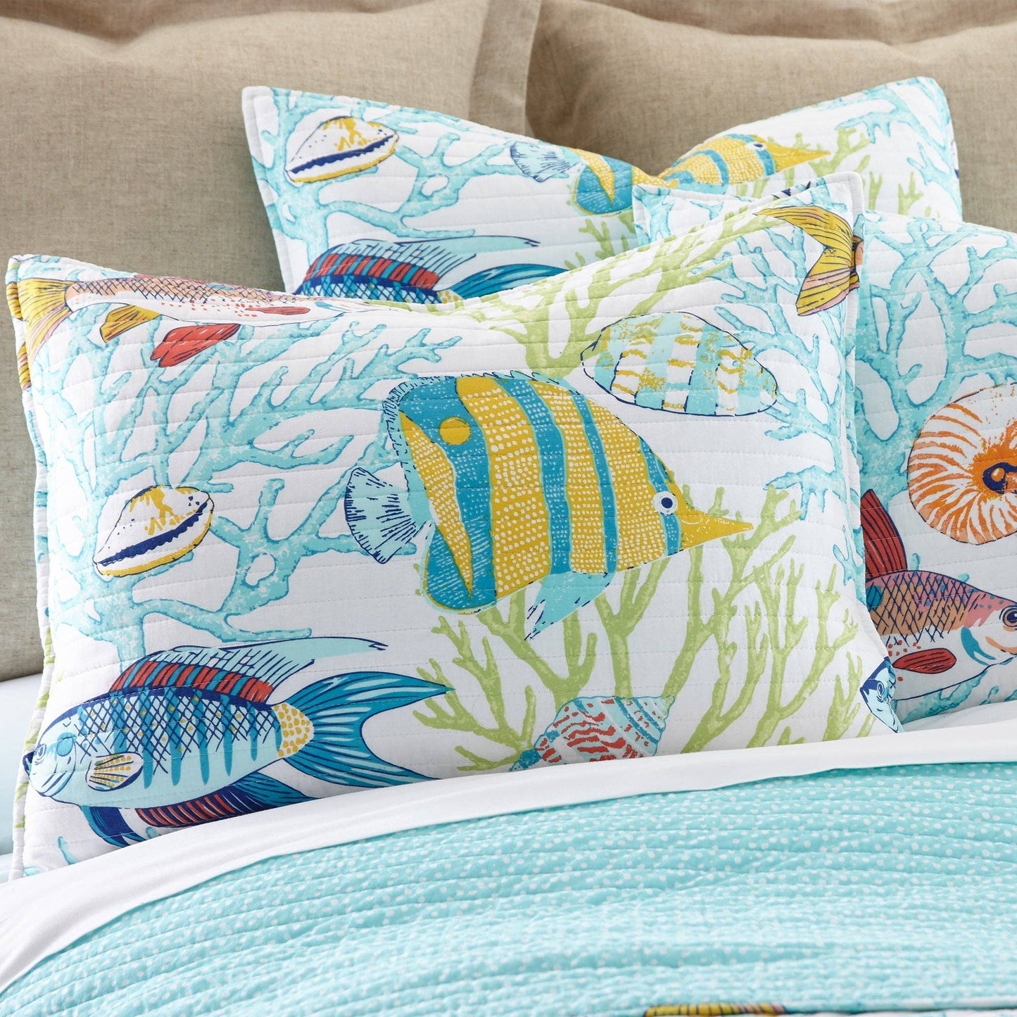 Reversible Quilt Set with Tropical Fish – Beachwalk | Unique Gifts, Coastal Bedroom