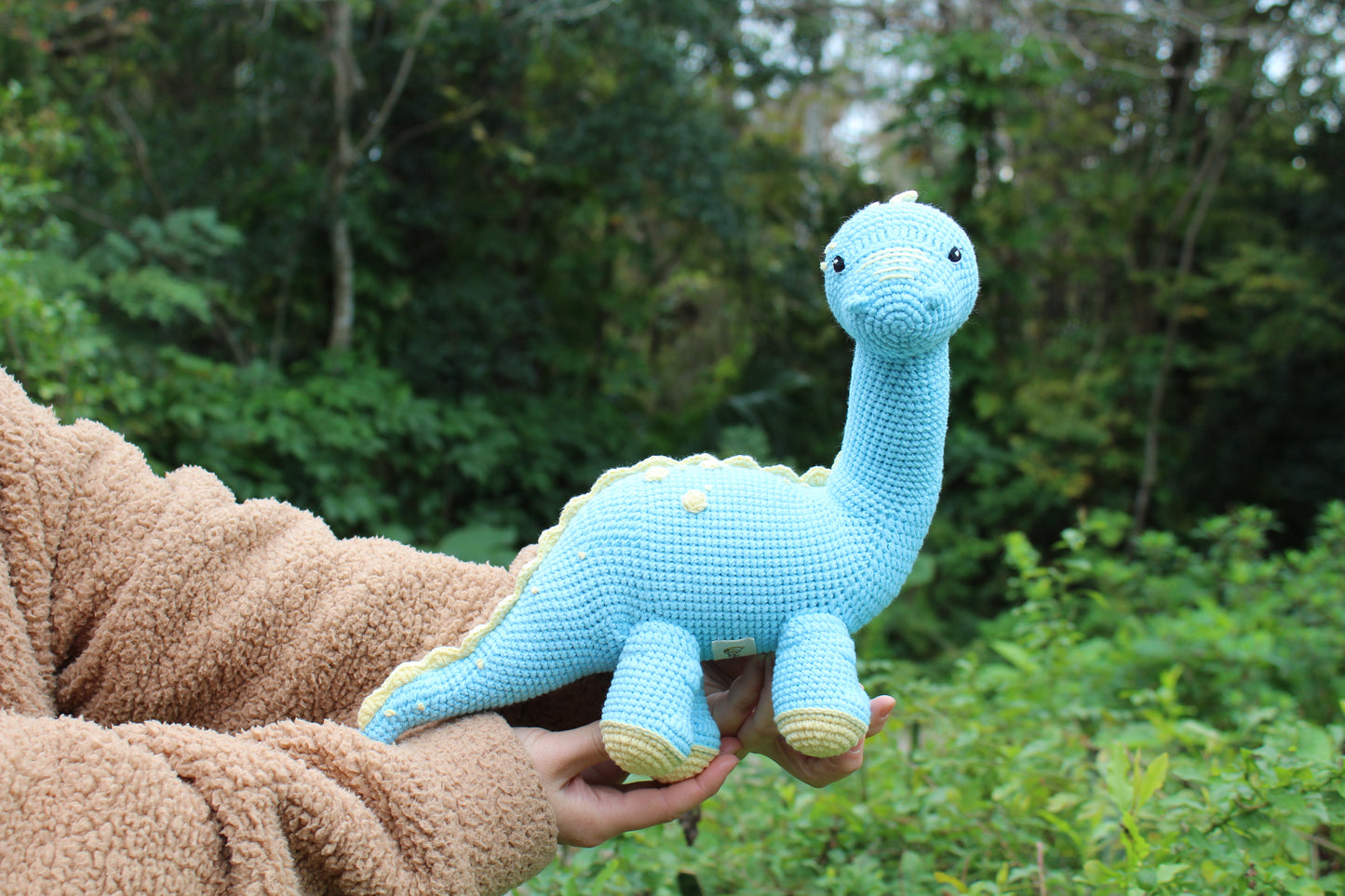 Dinosaurio de crochet hecho a mano, Dinosaurio verde, Regalo de animal de peluche, Juguete ecológico, Regalo de baby shower, Juguete sensorial, Animal de peluche amigurumi,