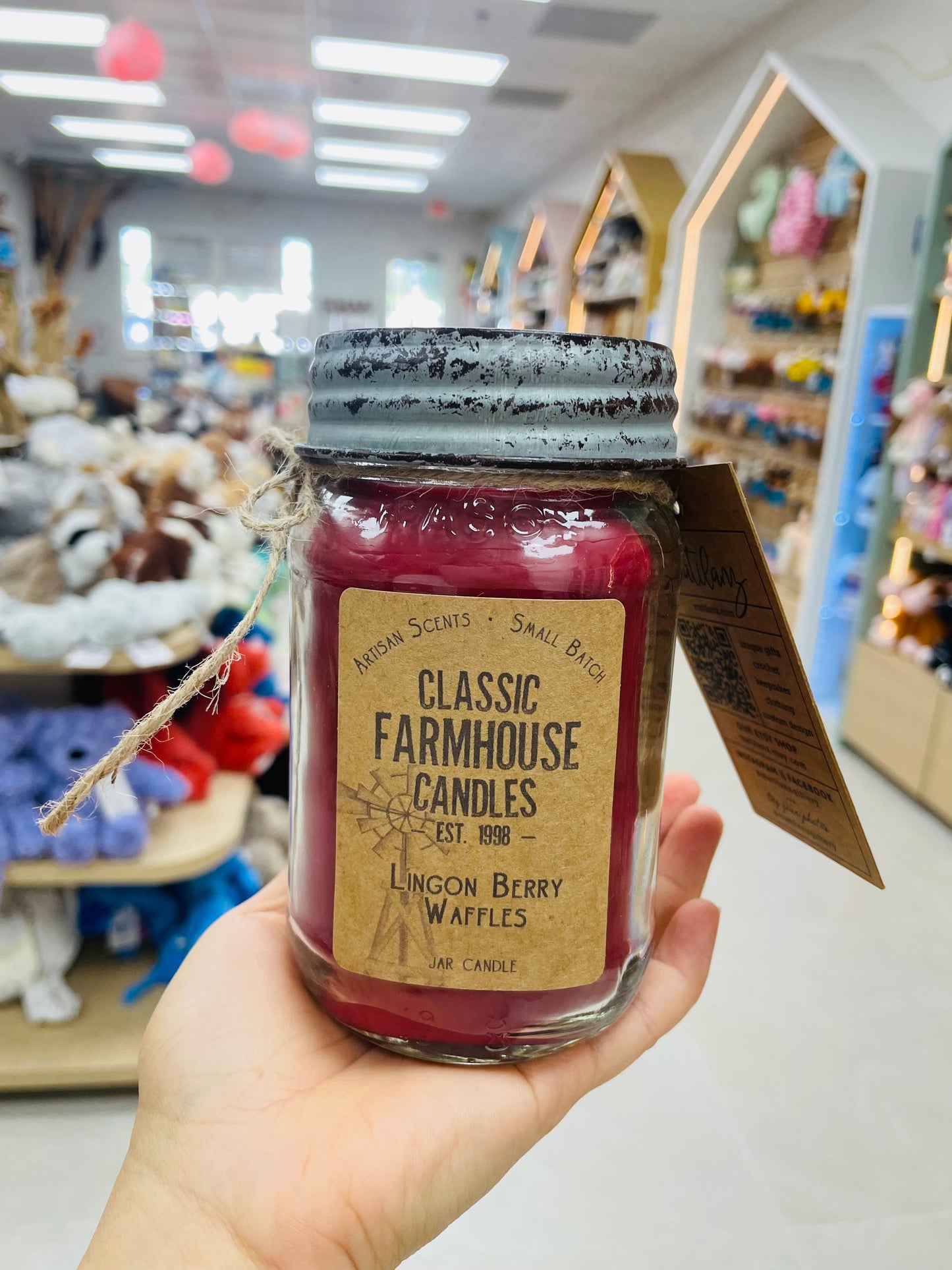 Lingonberry Waffles Candle in Classic Star Jar – 14 oz | Unique Gifts for Her & Him