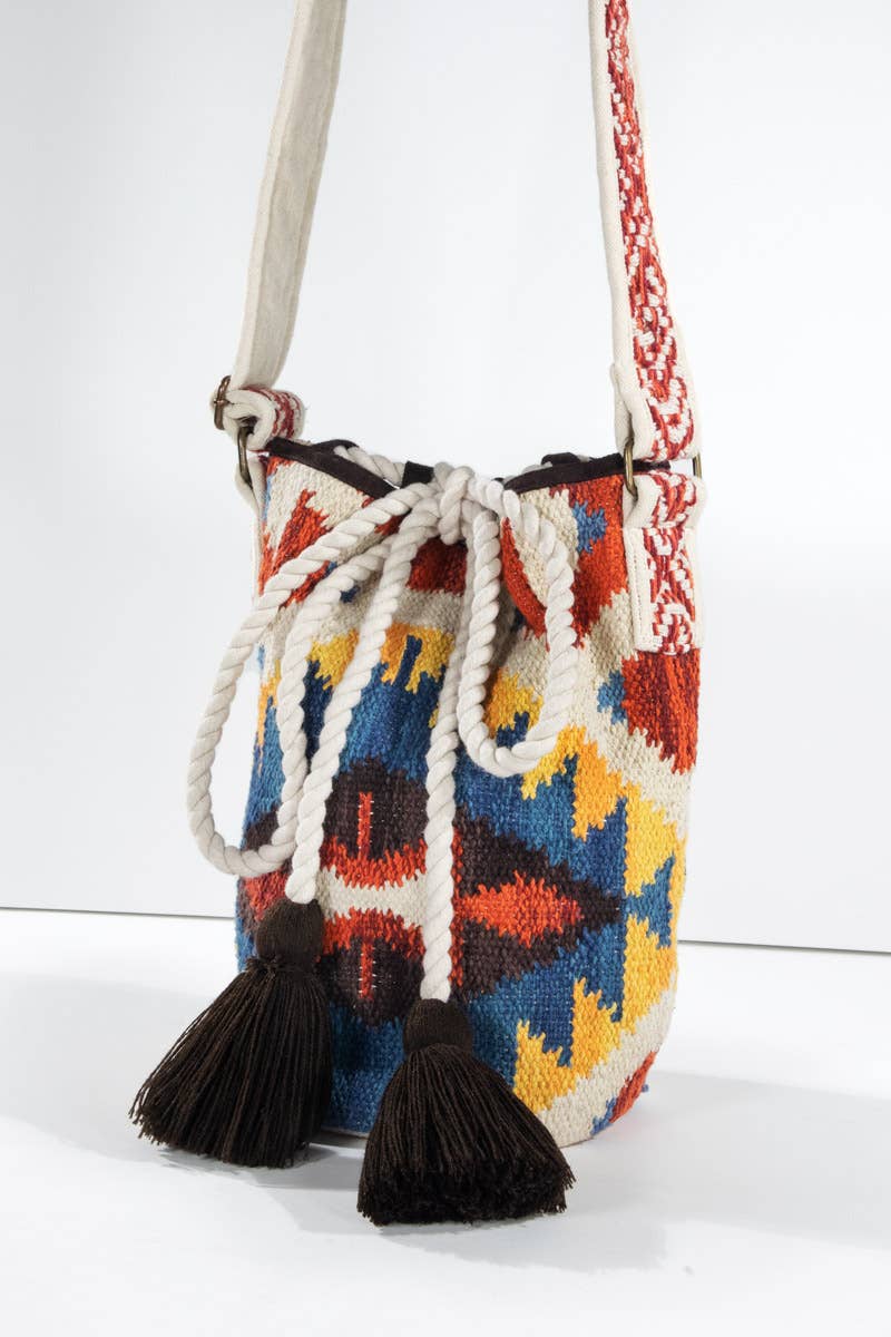Handwoven Nouveau Bucket Bag – Tribal Chic
