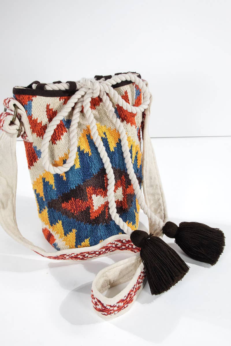 Handwoven Nouveau Bucket Bag – Tribal Chic