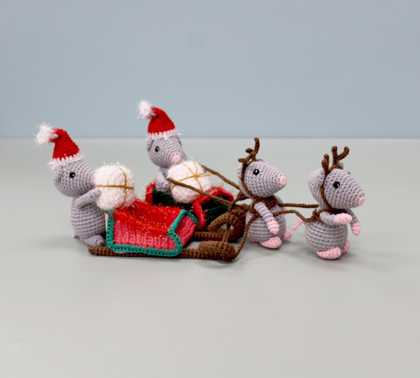 Mouse & Sleigh Set, 4 Pieces